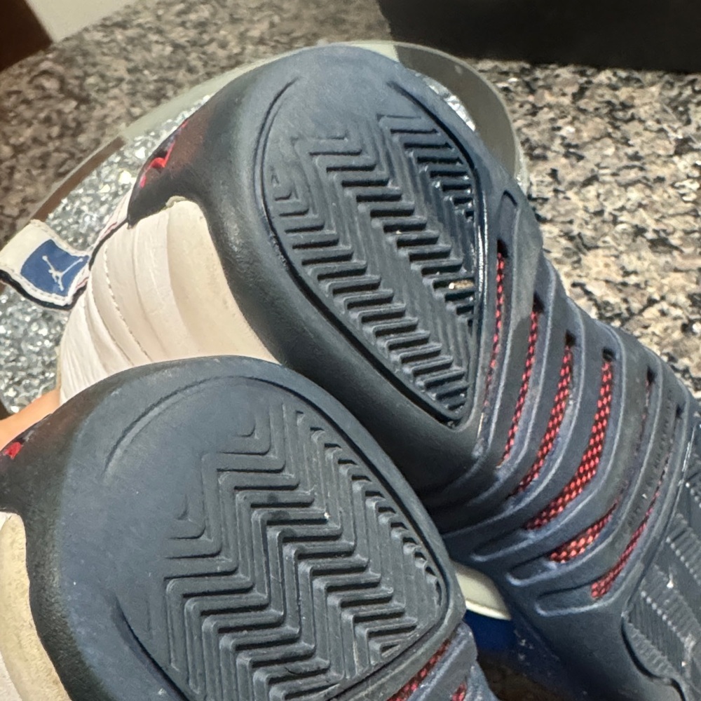 Jordan Retro 12 High-Top Sneakers 5Y - Picture 11 of 15